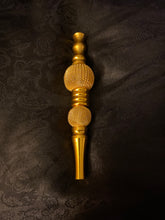 Load image into Gallery viewer, Gold Hookah Tip/Holder